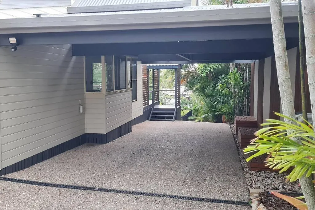 Villa Coco Palms Vila Hervey Bay Austrália
